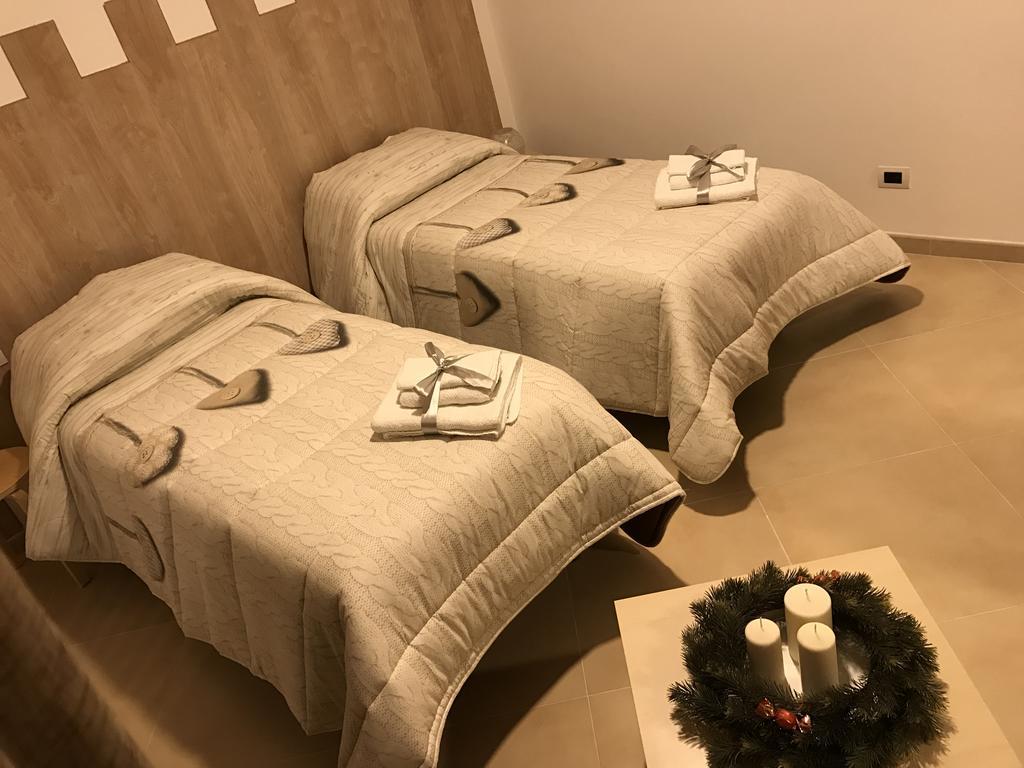 La Dolce Notte Villa Triggiano Bagian luar foto