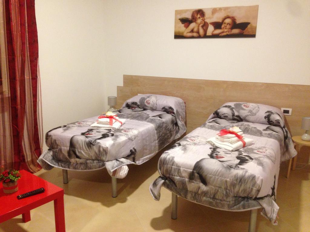 La Dolce Notte Villa Triggiano Bagian luar foto